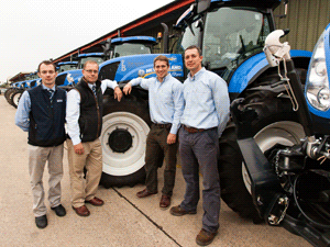Köpte 32 New Holland-traktorer på ett bräde!