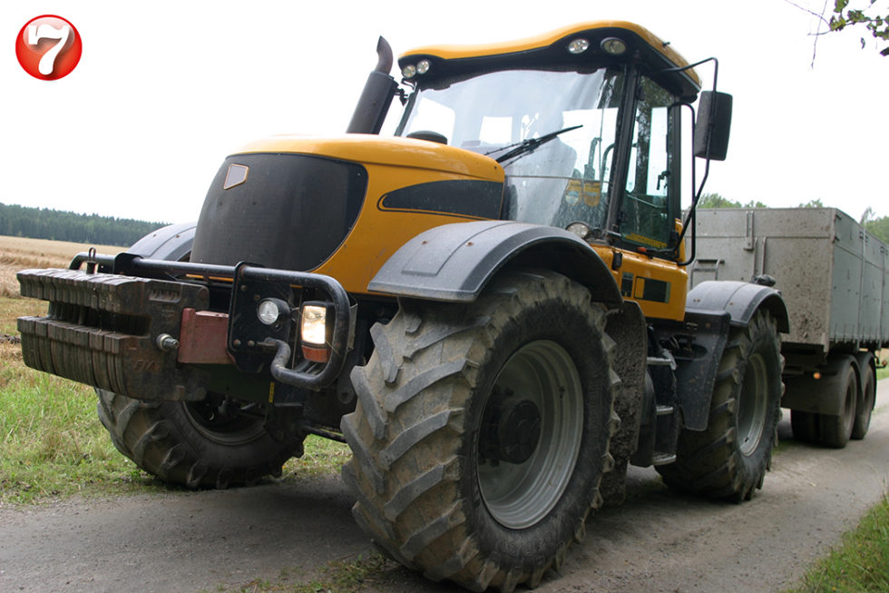 Ny traktorlucka