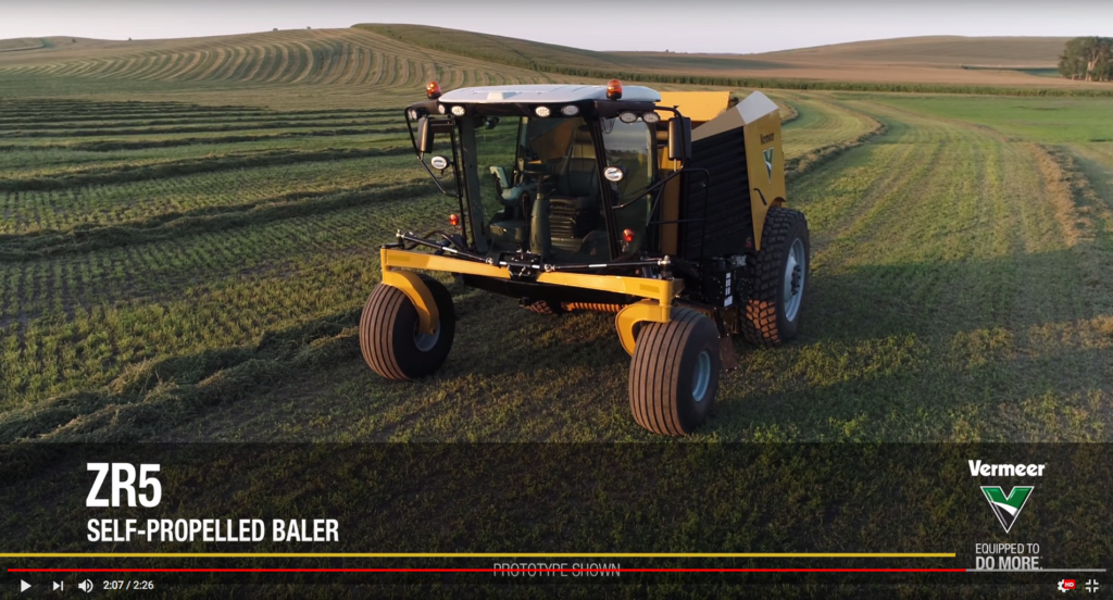 Självgående rundbalspress