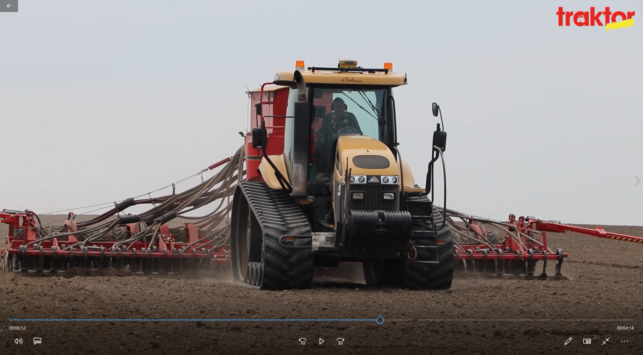 Sådd med Challenger MT765C och Väderstad Spirit Traktor Power